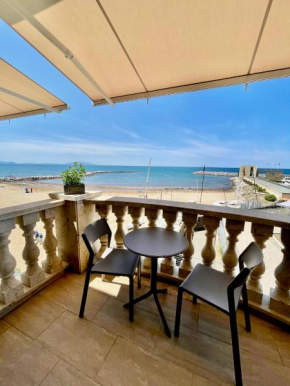 Sea view apartment